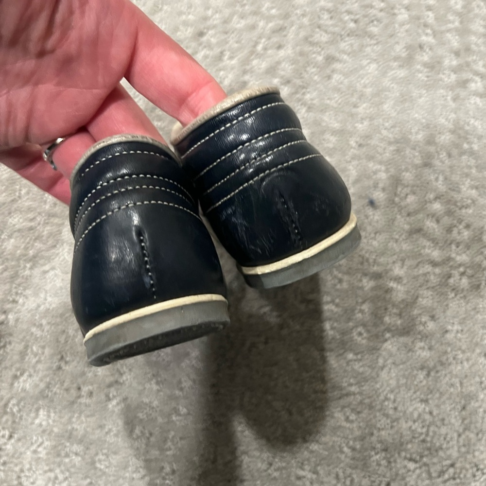 Stride Rite Baby Shoes - Picture 2 of 5